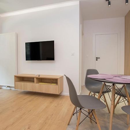 Urban Jungle Apartament Alice بياليستوك المظهر الخارجي الصورة