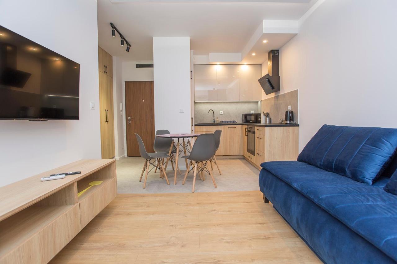 Urban Jungle Apartament Alice بياليستوك المظهر الخارجي الصورة